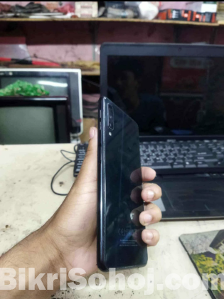 Samsung A7 (2018)
